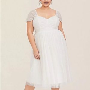 Torrid wedding dress